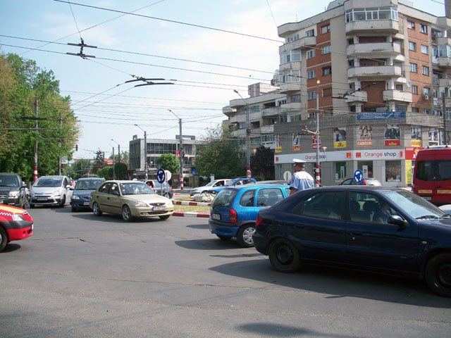 Trafic infernal pe străzile din Târgu-Jiu