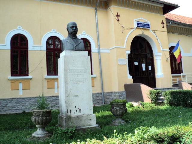 Școala Gimnazială „Alexandru Ștefulescu”