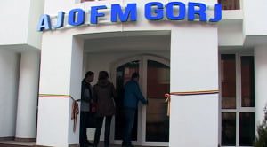 ajofm-1