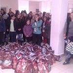 Elevii din Rovinari, coordonați de un profesor de religie, au făcut pe Moș Crăciun