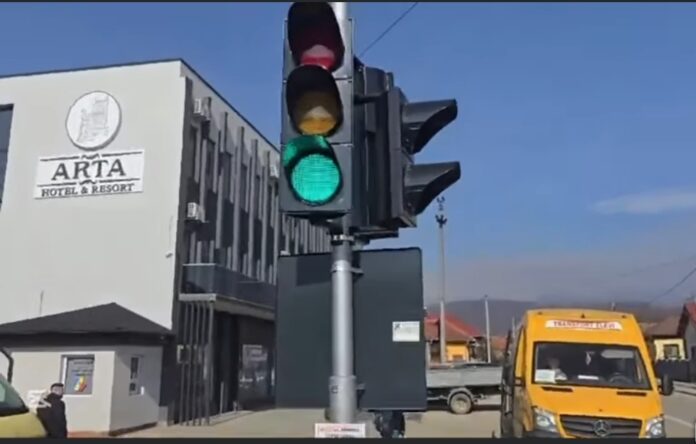 Șase semafoare pe verde, la Tismana