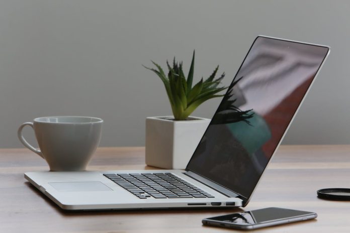 Digitalizarea inteligentă începe cu unelte mai bine gestionate - abac.software lansează TOM
