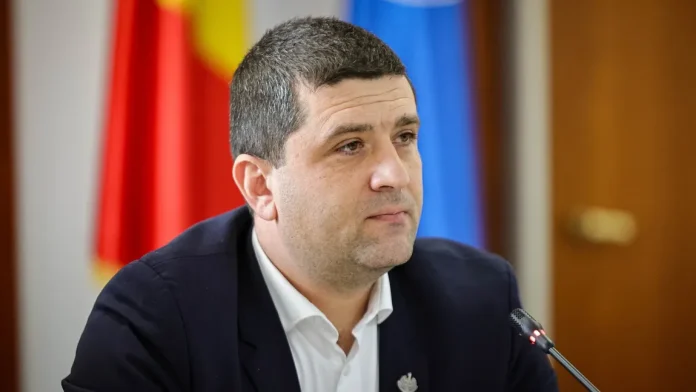 Radu Miruță, ministrul Apărării, a acordat un împrumut de 8.500 € unei jurnaliste B1TV